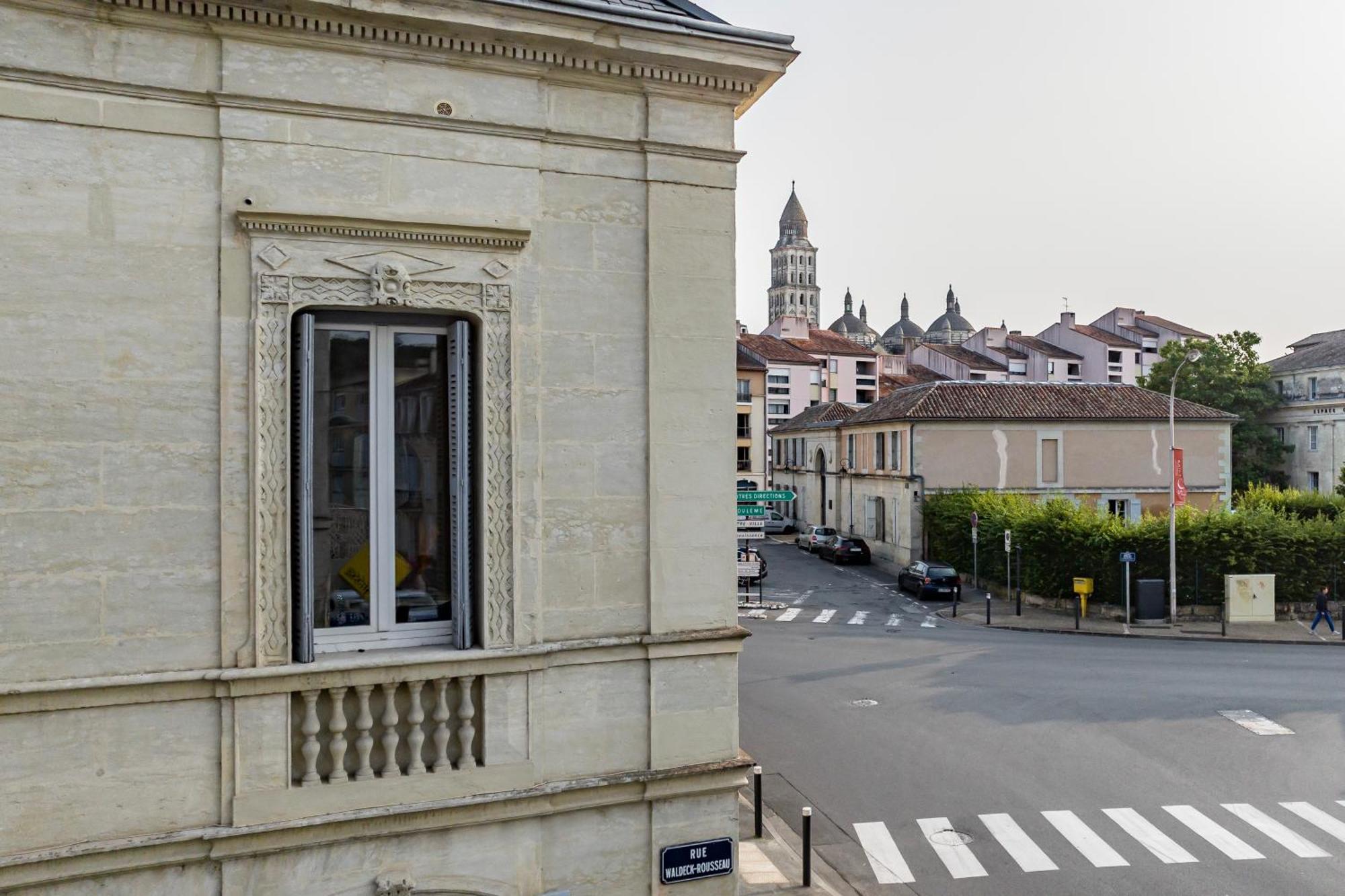 Appartement De Prestige Emeraude 60M2 Perigueux Luaran gambar